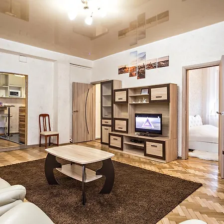 Apartment In A City Center! Krakivska,34 إلفيف المظهر الخارجي الصورة
